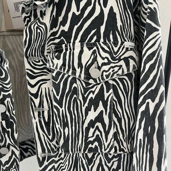 BRAND NEW MOTHER | The Out Of Pocket Jacket Hoofing It Wash in White | Size M - Picture 3 of 12